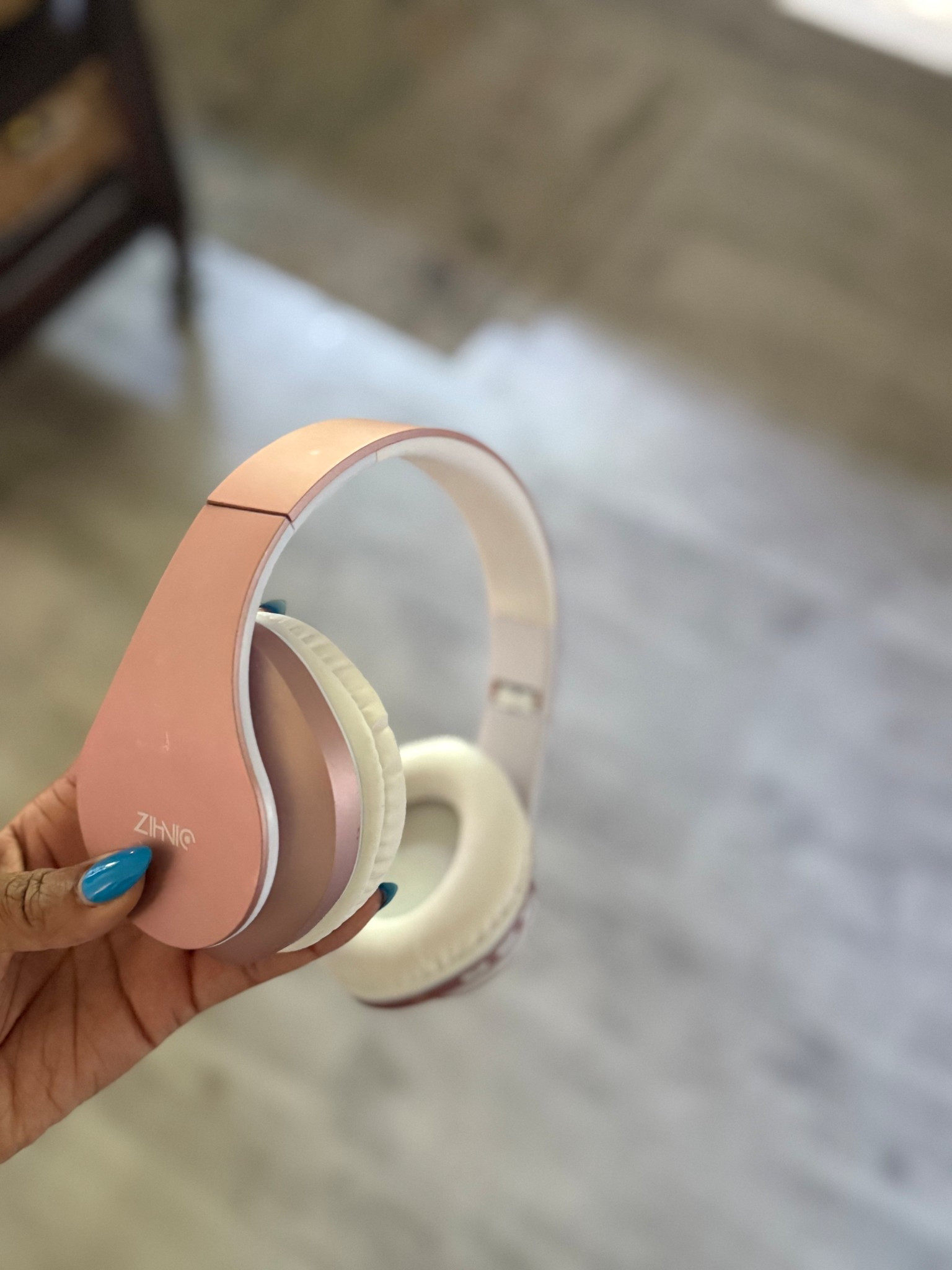 Going on a trip or just need some new headphones for the gym!?! These are my tried & true headphones. The price is unbelievable. 




Travel essentials, headphones, gym essentials

#LTKTravel #LTKSaleAlert #LTKActive