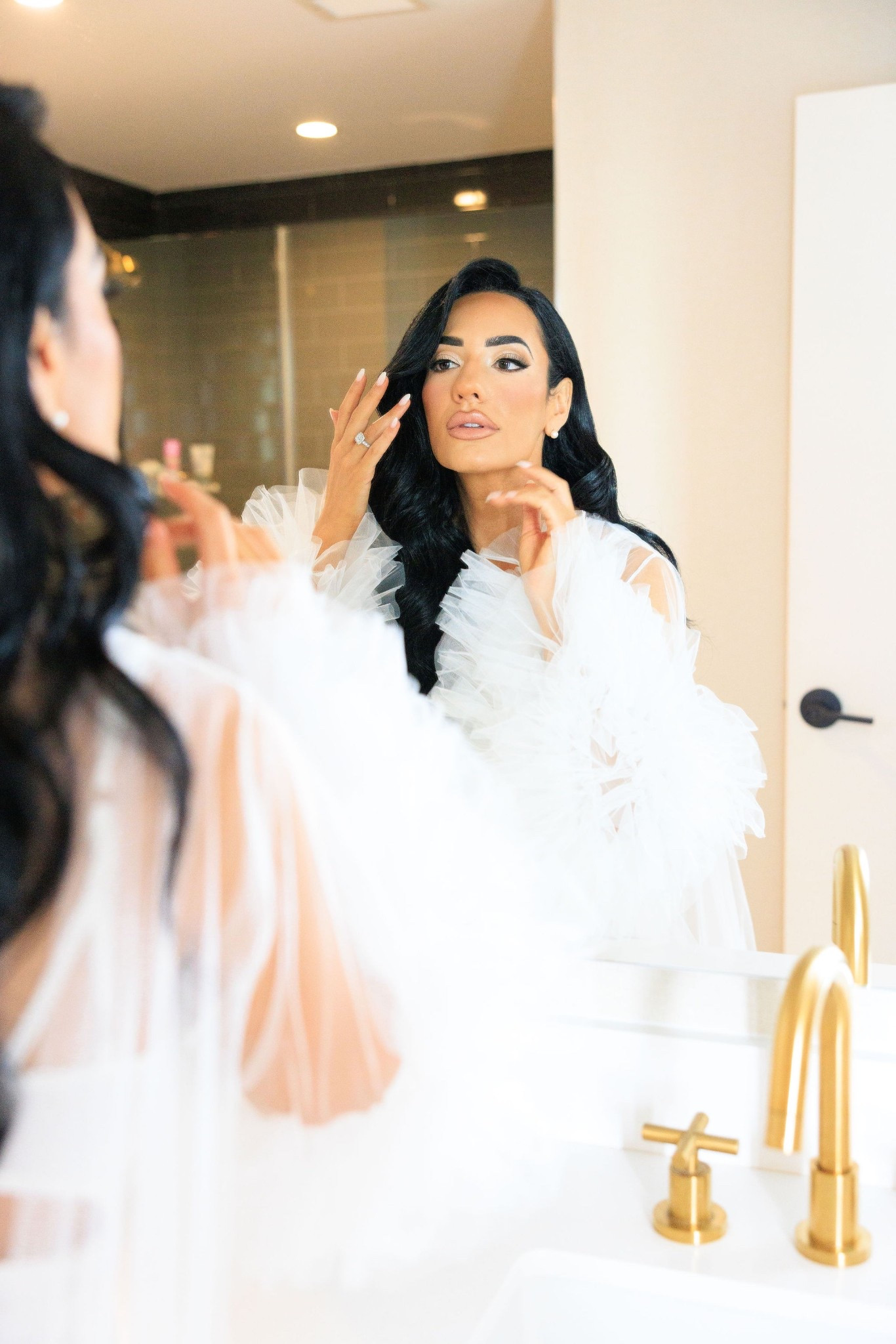 Back in my bridal era 👰🏻 

I love this robe for a maternity shoot, too! 🤍

#LTKWedding #LTKBump #LTKStyleTip