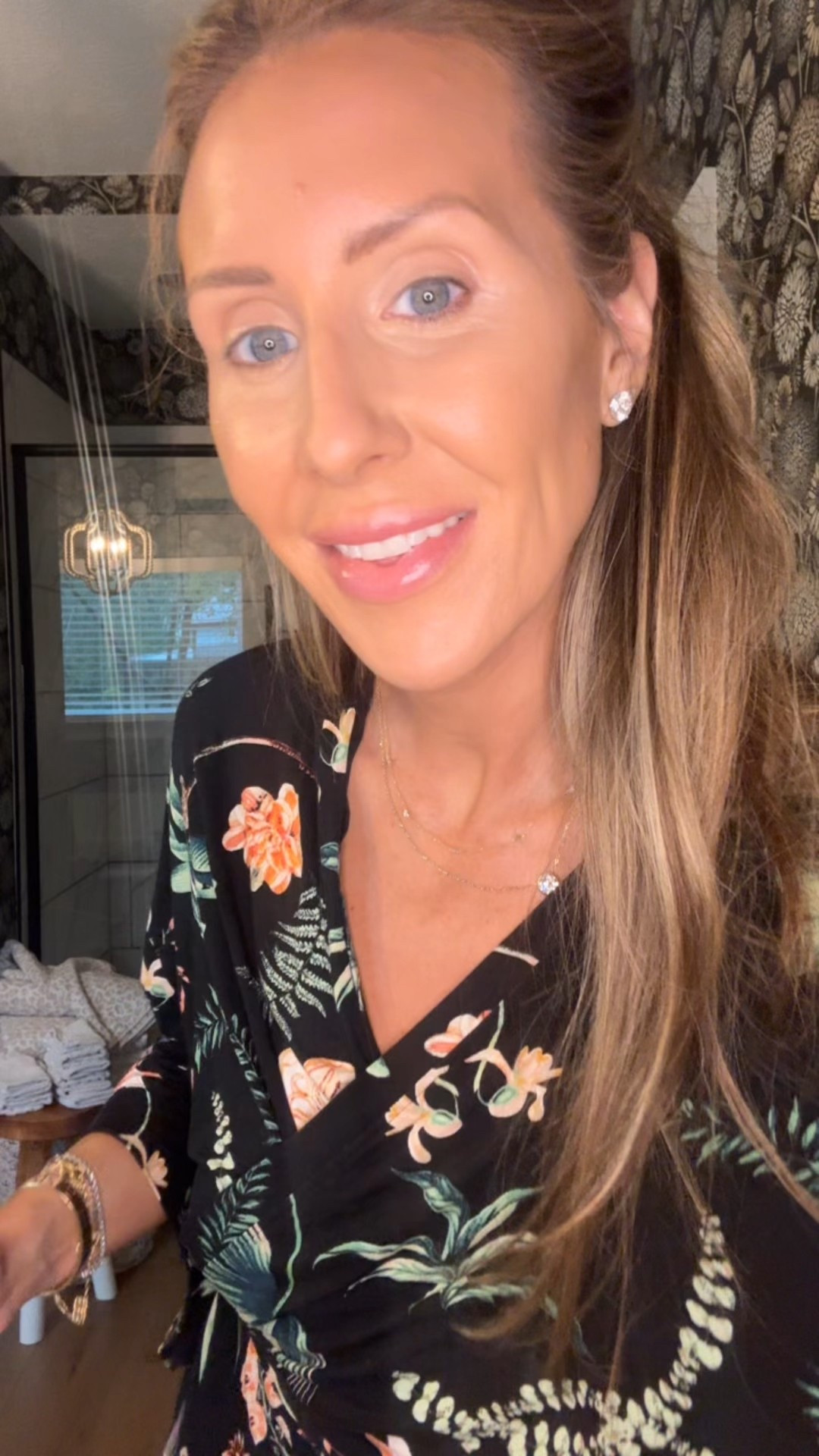 Makeup today 

#LTKOver40 #LTKFindsUnder50 #LTKBeauty