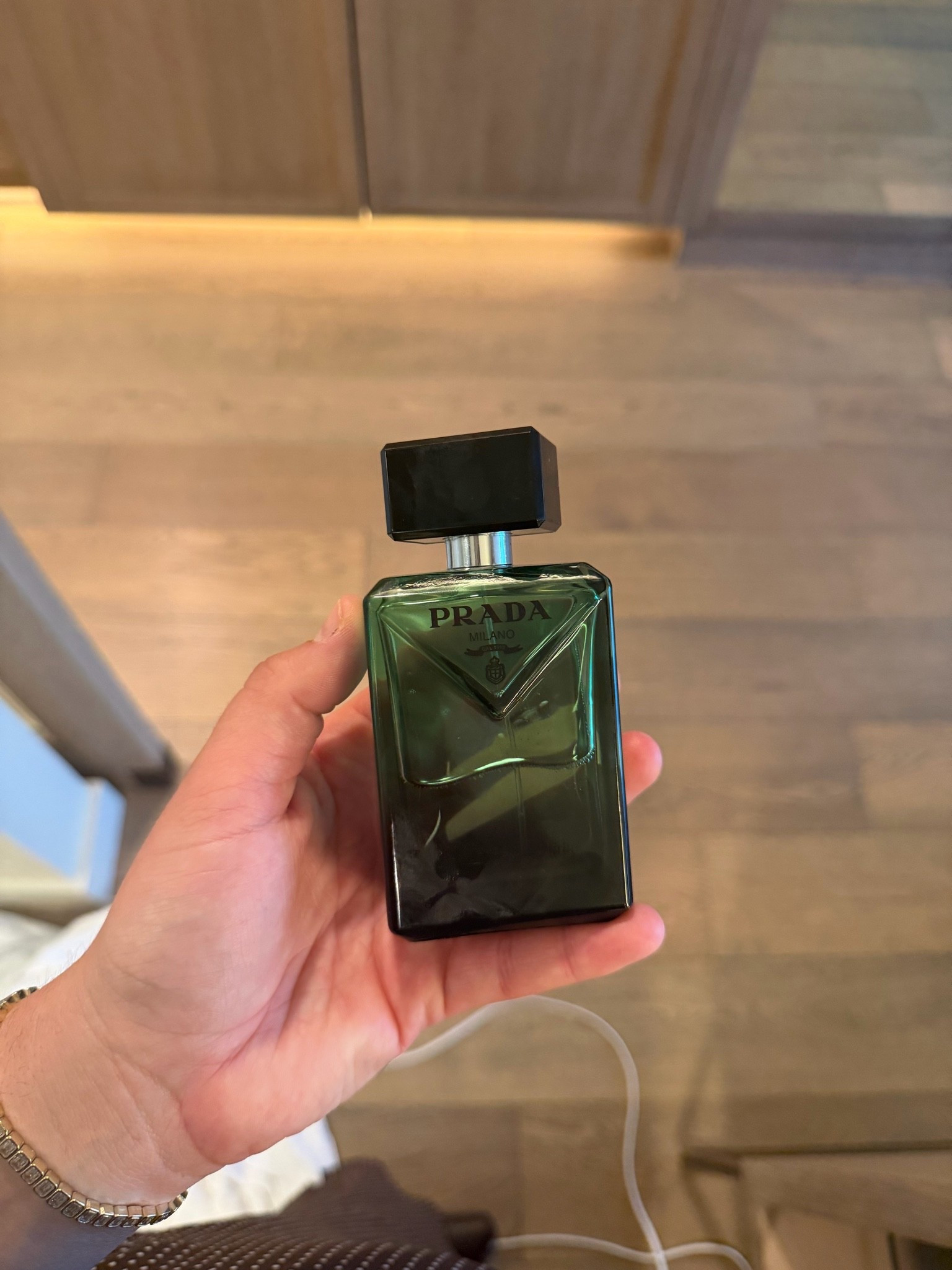 Unisex perfume we travel with to share! A good sweet musk 

@prada