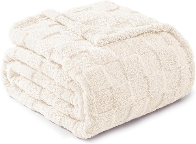Exclusivo Mezcla Fleece Throw Blanket for Couch, Super Soft 3D Checkered Jacquard Bed Blanket, Co... | Amazon (US)