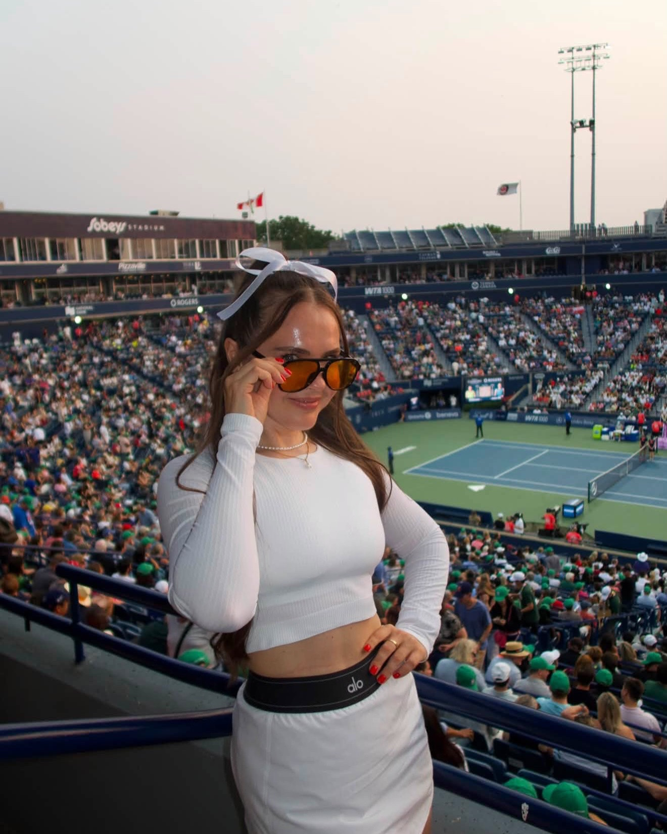 National Bank Open Women’s Quarter-Finals with @kenraprofessional 🎾✨

Beauty meets tennis? Say less. 👱🏼‍♀️🎾 Such a perfect day courtside with Kenra Professional. 

📸: @e_fancy 

#tennis #kenraprofessional #nbotoronto