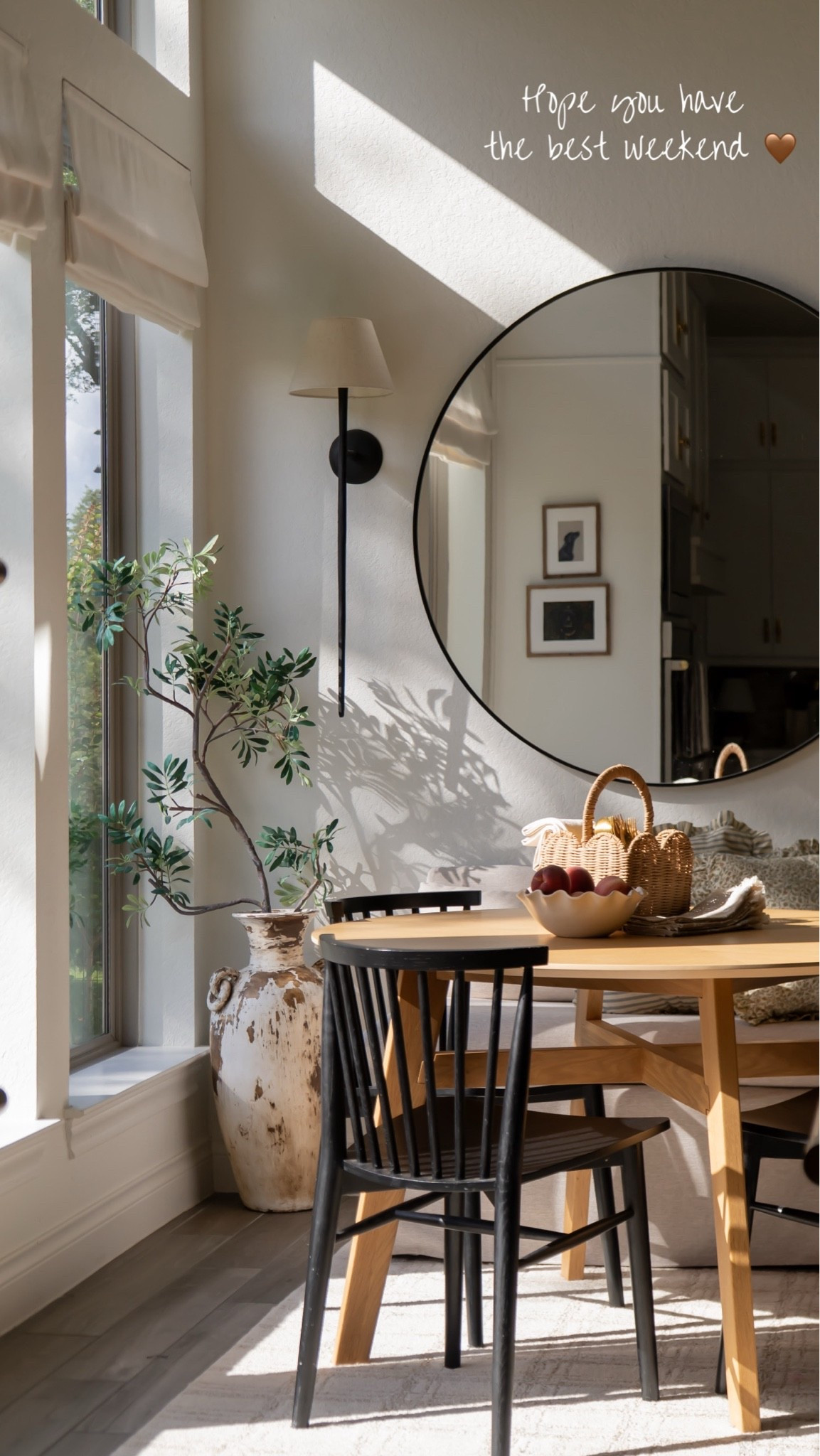 Sunny days in the breakfast nook ☀️

#LTKHome #LTKSeasonal