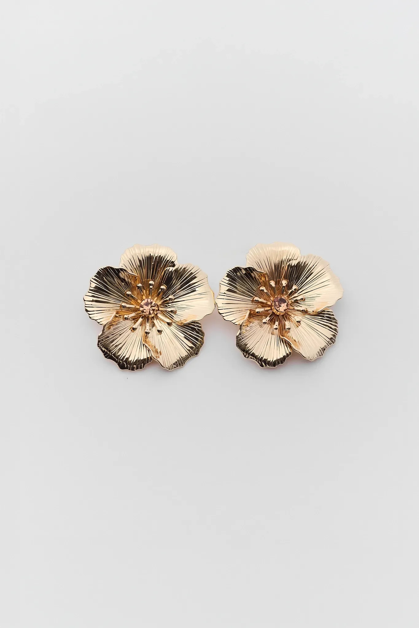 Andrea Gold Flower Stud Earrings | Avara