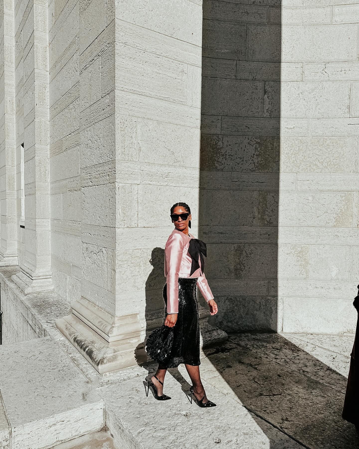 Christmas concert chic: pink cropped blazer, black sequin skirt, and a touch of sparkle ✨ Swipe to the last shot for a timeless moment—wearing my great-grandmother’s mink coat, carrying her elegance and legacy with me 🖤🌸🎀 

#OOTD #HolidayGlam #FamilyHeirloom #TimelessStyle #AsSeenOnMe #ASOS