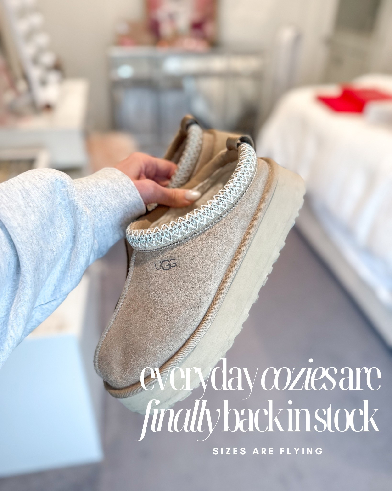 Ugg platform slippers ❤️
.
.

gift guide for her // stocking stuffers // barefoot dreams socks // gifts for the homebody // holiday party outfit // vanity // blanket christmas gifts 
