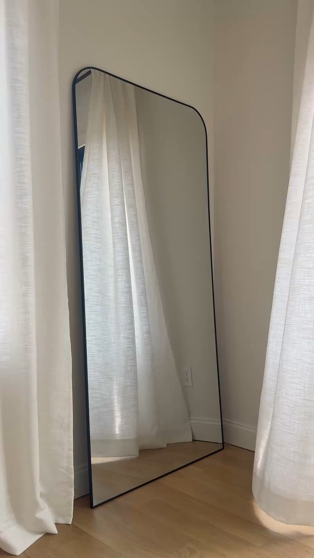 Wayfair mirror find and my favorite drapes from @TWOPAGES 

#LTKdayinmylife #LTKmorningroutine #LTKSaleAlert