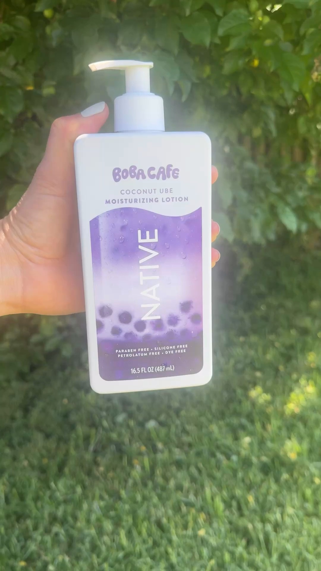 Native Loción corporal hidratante, edición limitada Coconut Ube, sin silicona para mujeres y hombres, Boba Café, 16.5 oz - Paquete de 02

#LTKSeasonal #LTKSaleAlert #LTKselfcare