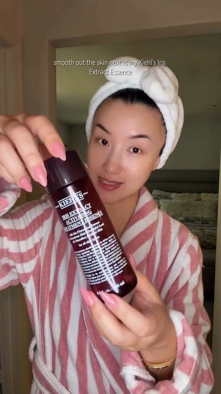 **Skincare Over 40 ✨ | Let’s Do Our Routine Together**

One thing I’ve learned about skincare over 40 is that it’s less about doing *more*... and more about being intentional with what you use. 🤍

I don’t need a 15-step routine every day—I just want products that work well together, support my skin barrier, and help my skin look healthy and refreshed.

Here’s what I used today:

✨ **Paula’s Choice Skin Perfecting 2% BHA Exfoliant**
🌿 **Kiehl’s Iris Extract Activating Treatment Essence**
💧 **TIRTIR SOS Serum**
🤍 **Lancôme Absolue Longevity MD Intercept Face Serum**
🫶 **Olay Regenerist Micro-Sculpting Cream (Fragrance Free)**
👁 **AMIRO 2-in-1 Red Light Eye Cream with Built-In Microcurrent Massager**

The older I get, the more I realize consistency will always beat chasing the next trend. Taking a few minutes for myself everyday has become one of my favorite parts of the day—and my skin definitely thanks me for it. ✨

#SkincareOver40 #MorningSkincare #HealthySkin #MatureSkinCare #BeautyOver40

#LTKselfcare #LTKOver40 #LTKBeauty