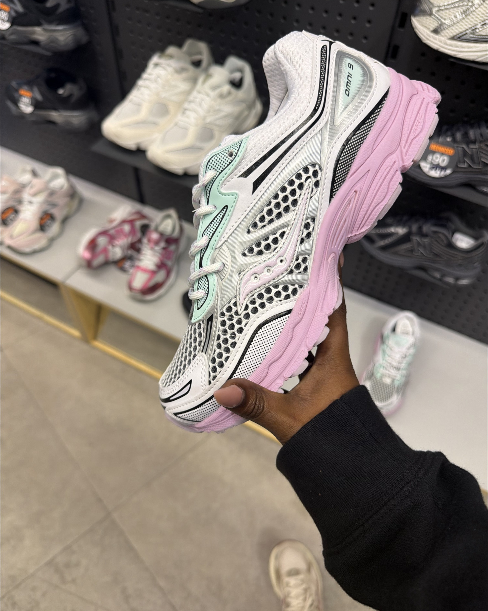 don’t walk… RUN! Grade school sauconys $40 and $50

#LTKootd #LTKdayinmylife
