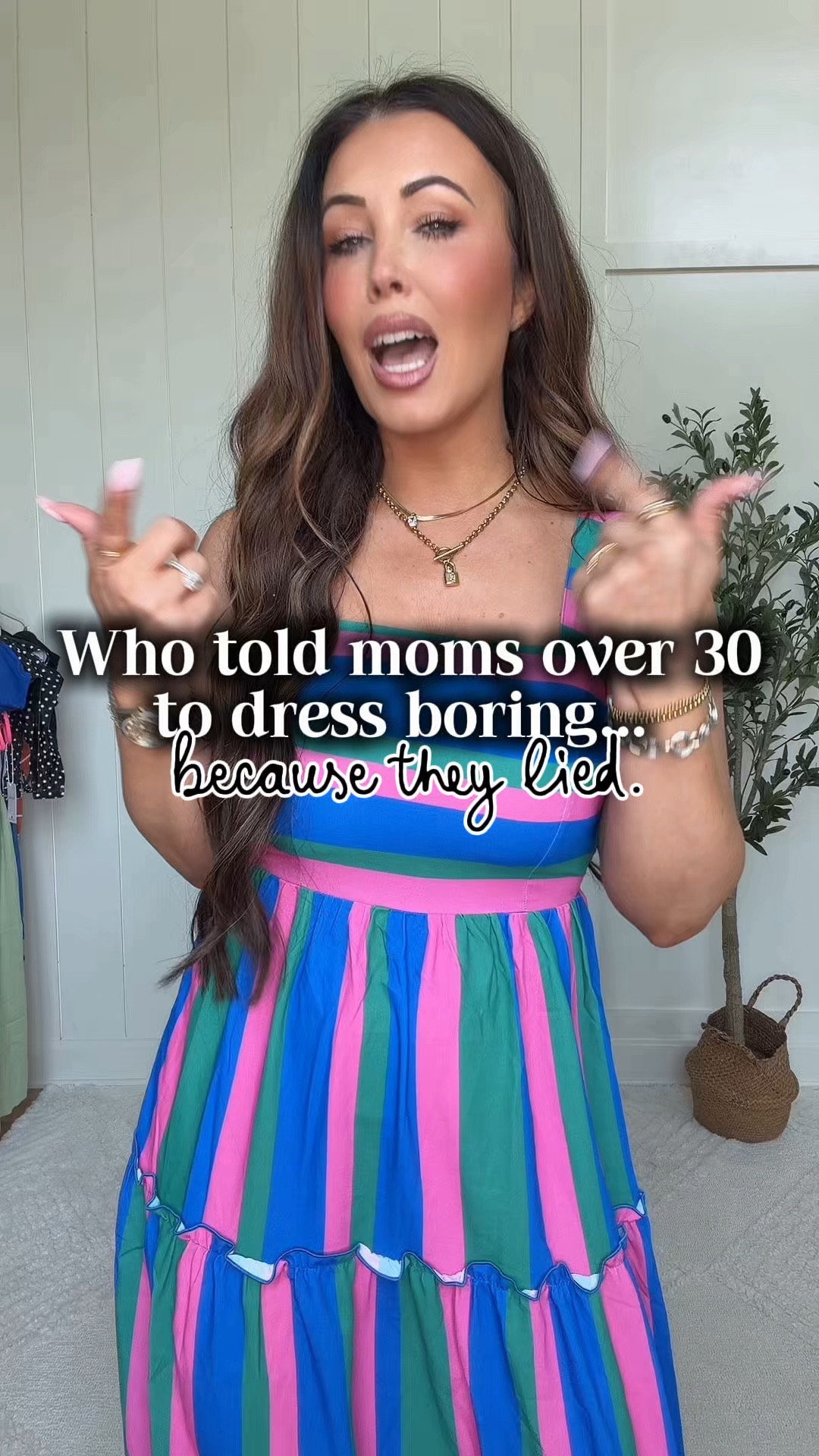 These are the kind of dresses that make you feel put together without even trying.

As a 40-year-old mom of 6, I’m not interested in sacrificing comfort—but I also refuse to dress frumpy.

These are flattering, easy to wear, and perfect for real life.

Save this post for later + tap to shop 🤍


#LTKOver40 #LTKgrwm #LTKootd