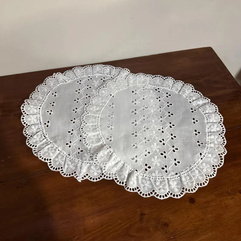 Vintage White Eyelet Doilies Set - Embroidered Linen Placemat Table Doilies - Etsy | Etsy (US)