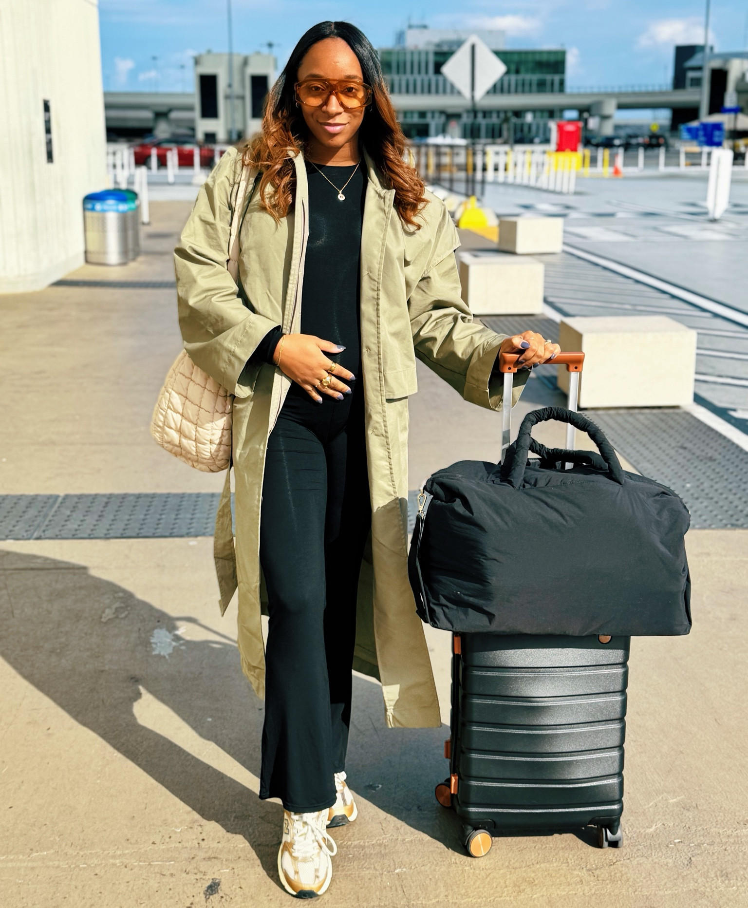 My airport look ✈️✨

Sized up in the set, wearing a mediumm