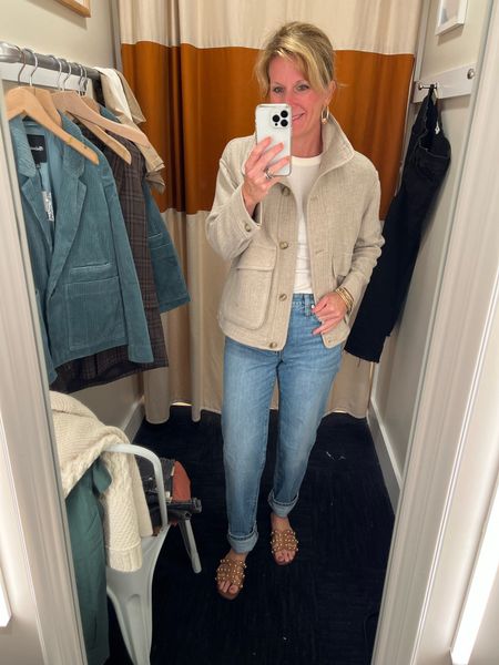So many things to talk about here.  Discovered another new style of jean we love at Madewell!  The slouchy boyjean 🙌🏻🙌🏻.  And this cropped lightweight jacket is so soft and comfy - perfect for the mild fall days we all love!  Everything is 25% off on Madewell for insiders too!

#LTKSeasonal #LTKstyletip #LTKsalealert