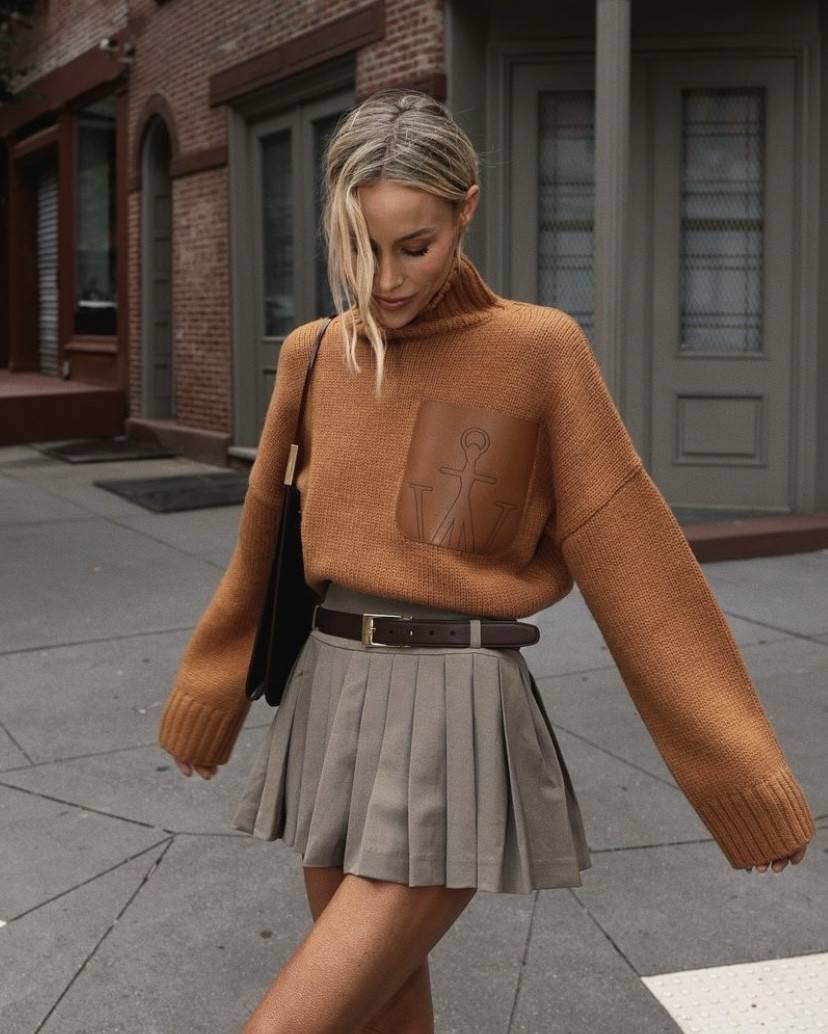 When the temps finally drop below 70🍁

#LTKSeasonal #LTKStyleTip