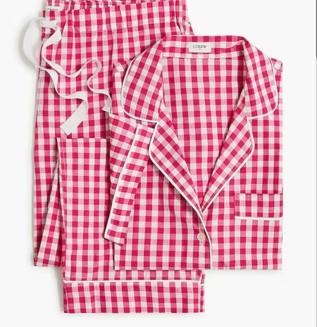 Gingham short sleeve pajama set on sale with an extra 20% off. 

#LTKsalealert #LTKunder50 #LTKFind