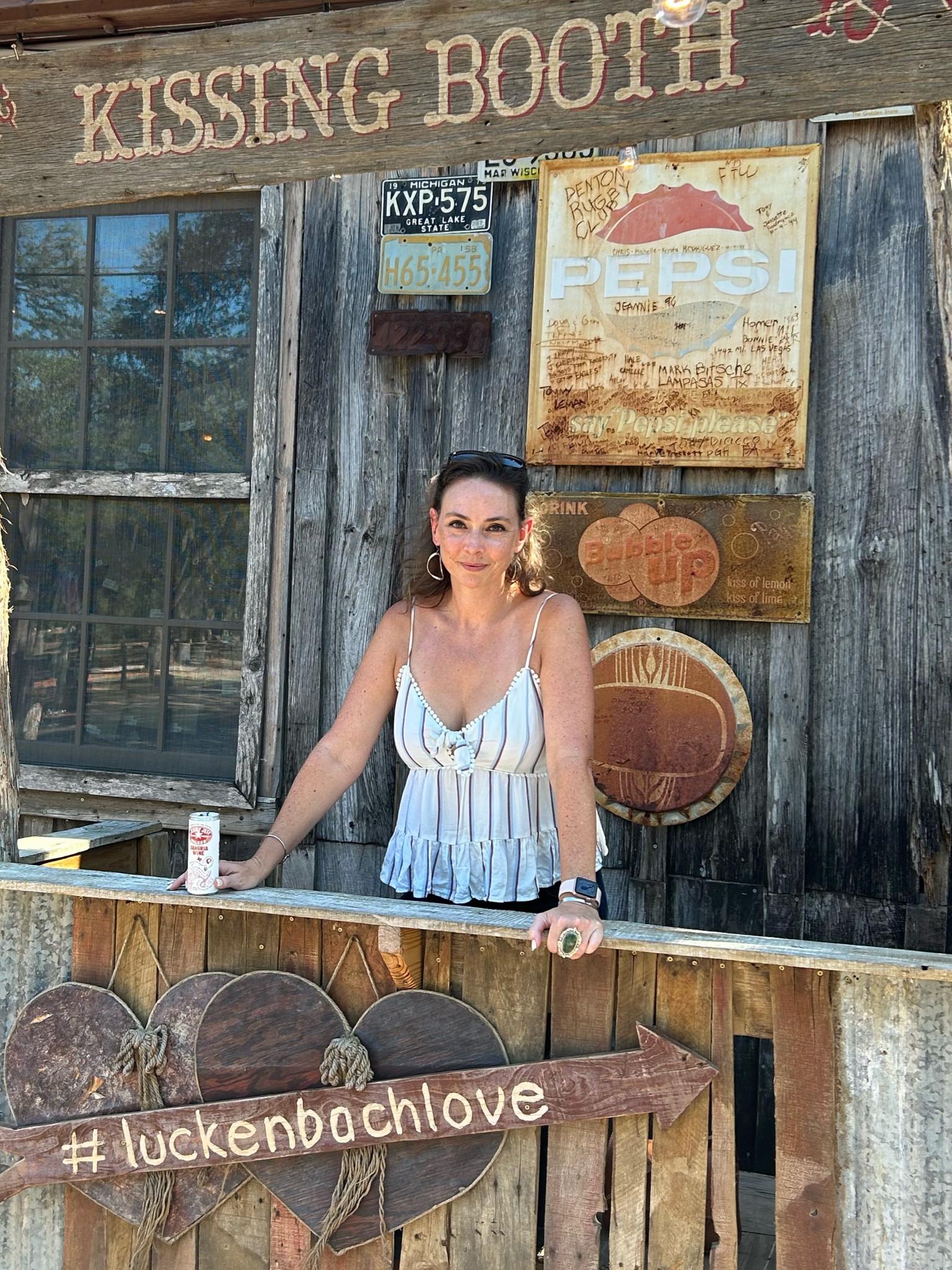 luckenbach  Texas 

#LTKtravel #LTKfindsunder50 #LTKfindsunder100