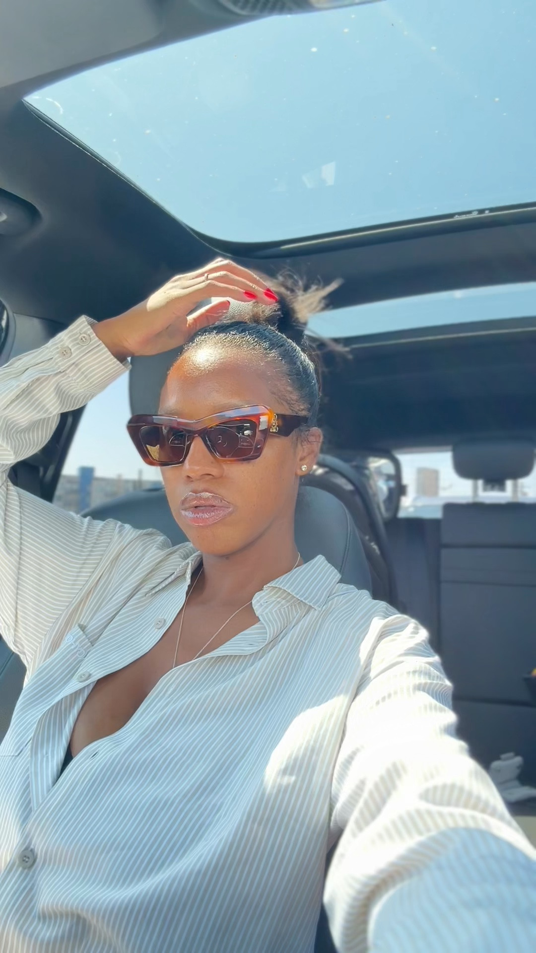 Fall Outfit, Oversized, Button Down, Sunglasses, Casual Style, Postpartum, Loewe, Nordstrom 

#LTKStyleTip #LTKSeasonal #LTKFallSale