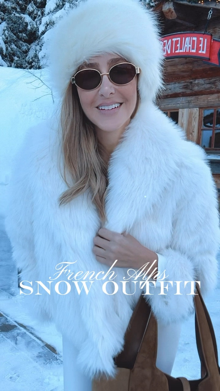French Alpes snow outfit! Beautiful all white winter outfit. Fits true to size and I’m wearing size small

#LTKSeasonal #LTKU #LTKStyleTip