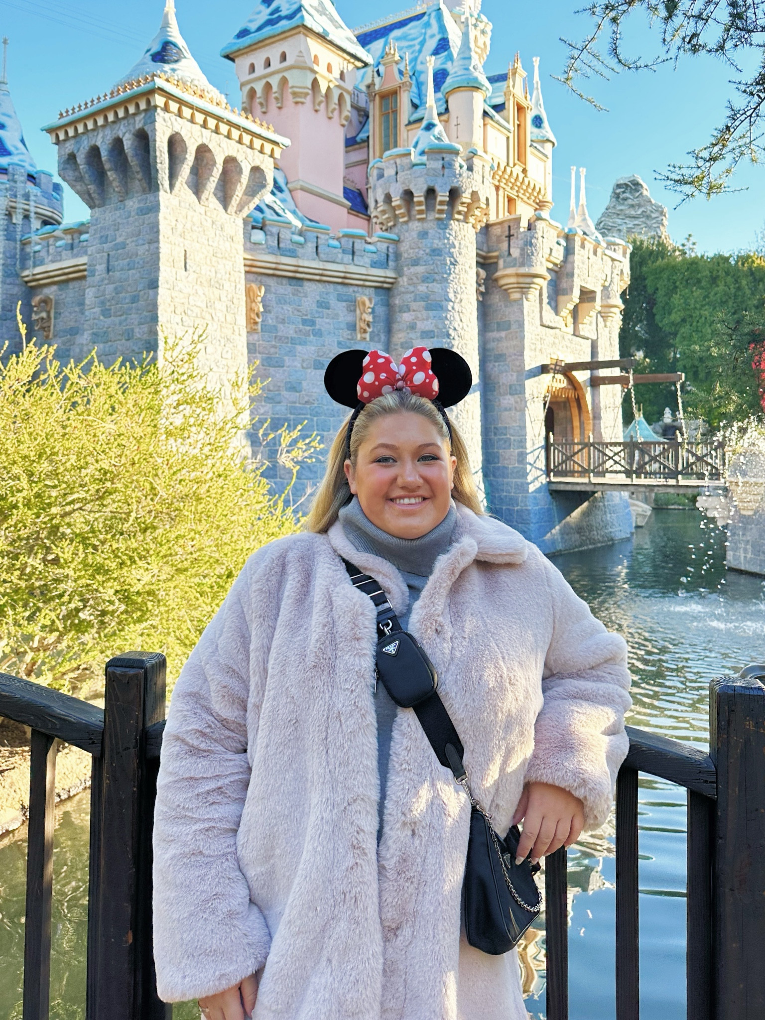 disneyland ootd 

#LTKstyletip #LTKfindsunder100 #LTKSeasonal