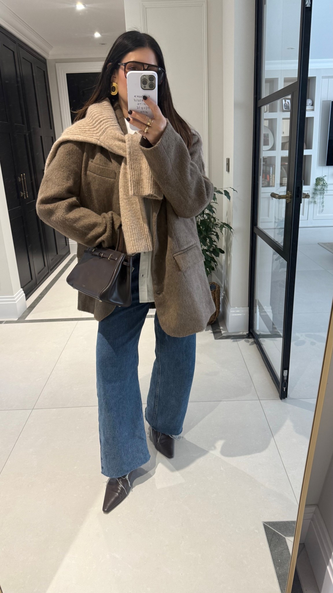 Oversized blazer moment 😍

#LTKstyletip #LTKspring #LTKFashionMonth