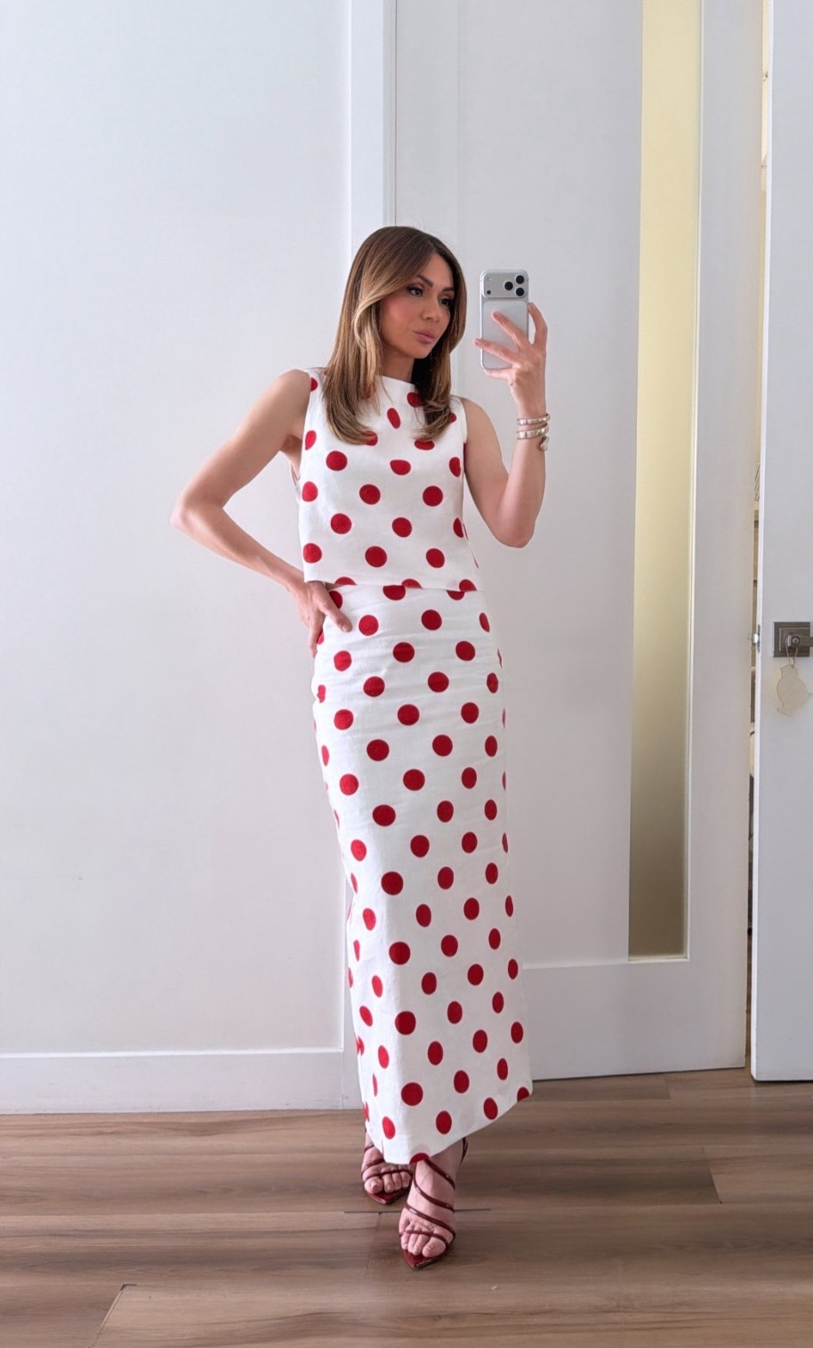 The perfect little polka dot linen summer dress  