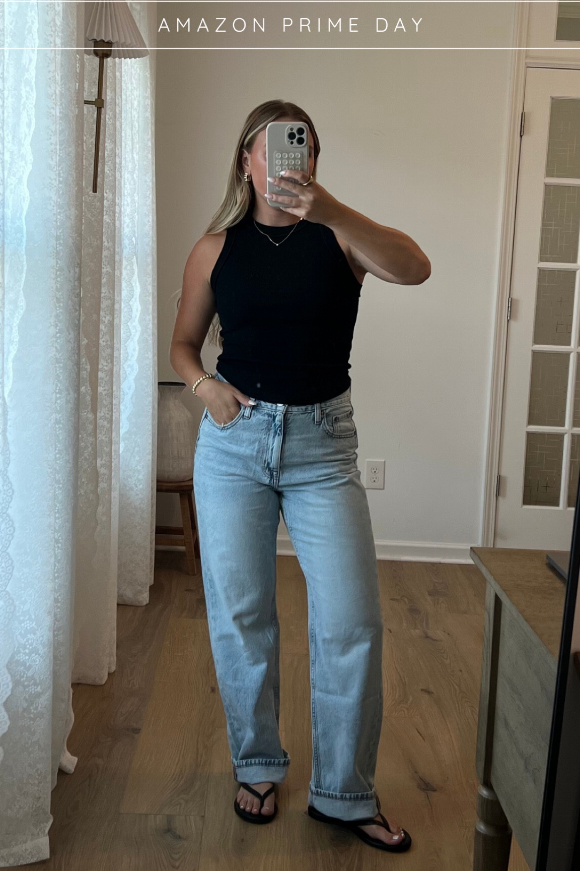 Amazon Prime Day: casual chic outfit


Summer outfit, work look, chic coastal style, minimal, neutrals, denim jeans, black sandals

#LTKWorkwear #LTKStyleTip #LTKSaleAlert