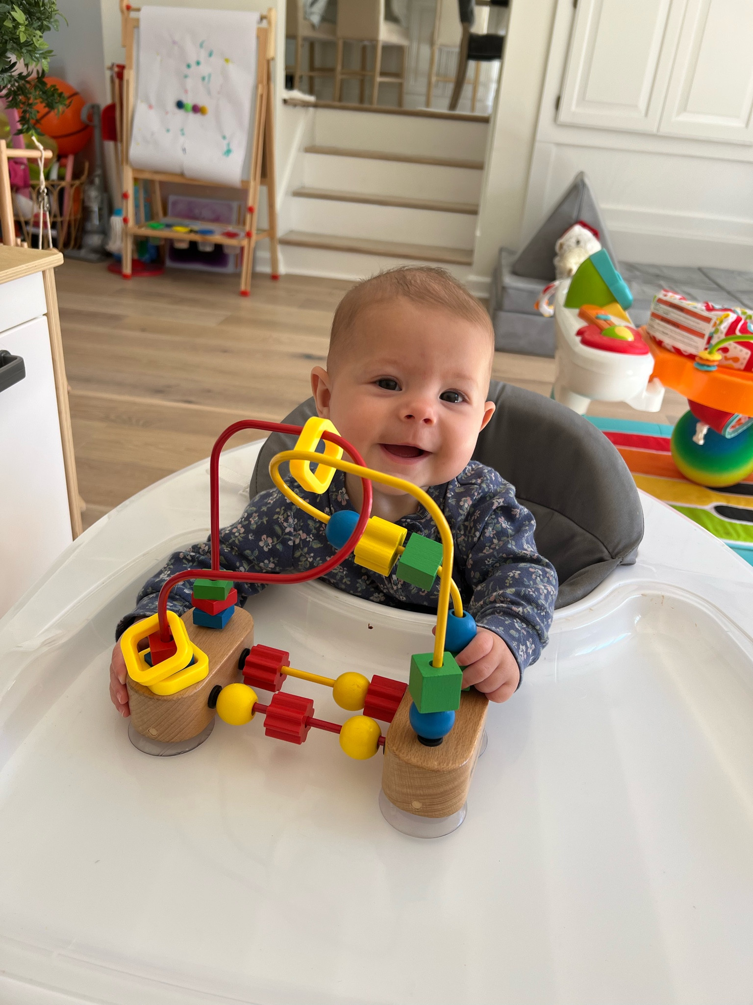 Melissa and Doug toy. Melissa and Doug suction bead maze. Suction toy. Baby toys. Bead maze 