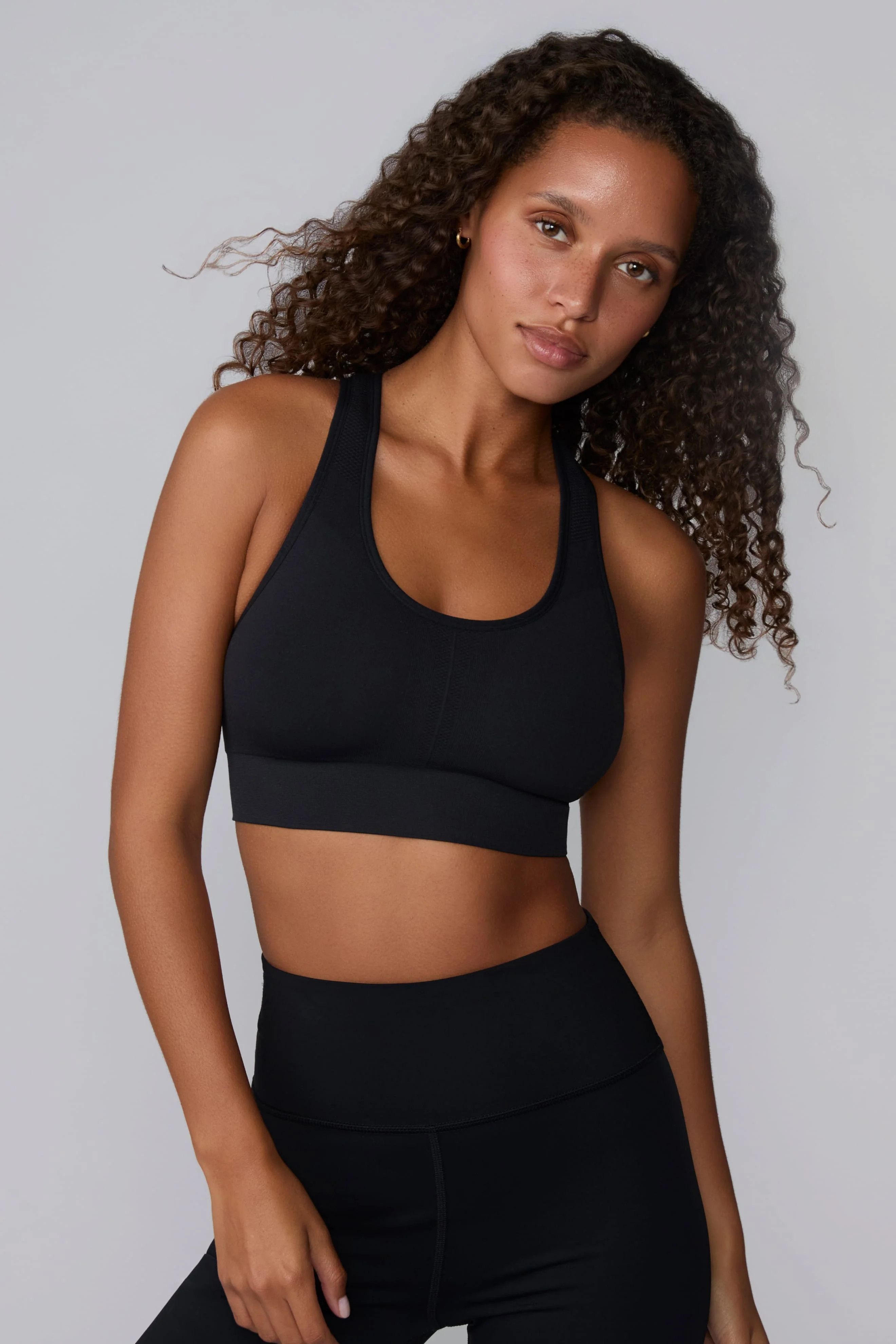 Seamless Racerback Sports Bra - Black | Harper Wilde
