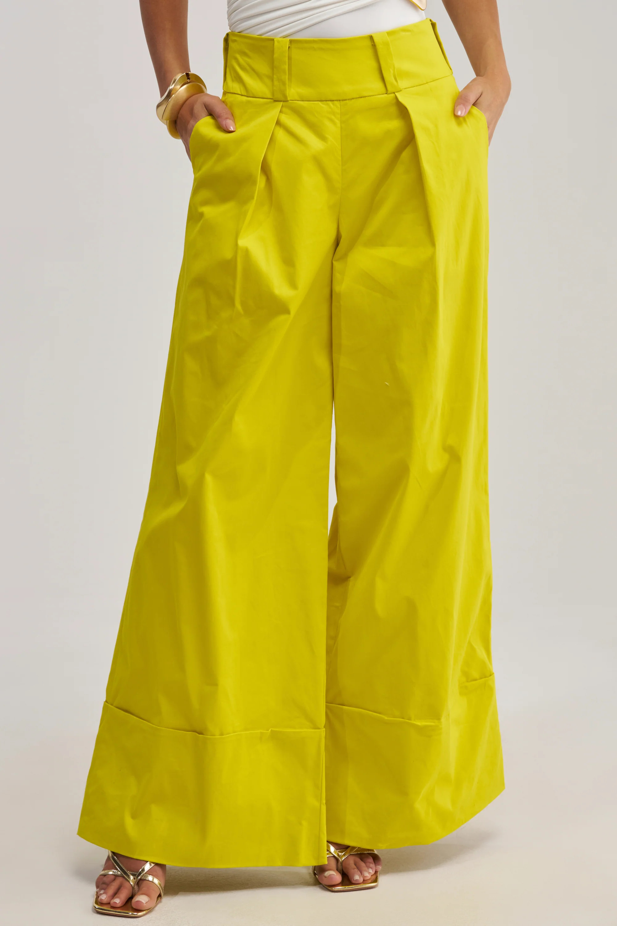 GIVE IT TO ME BABY TROUSER | AKIRA