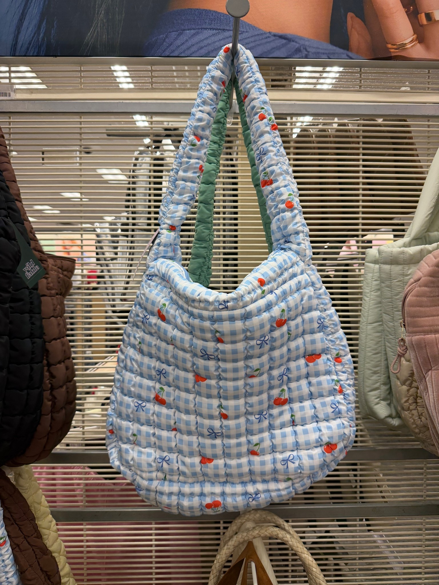 The most gorgeous puffer bag for spring! 

#LTKootd #LTKdayinmylife #LTKmomlife