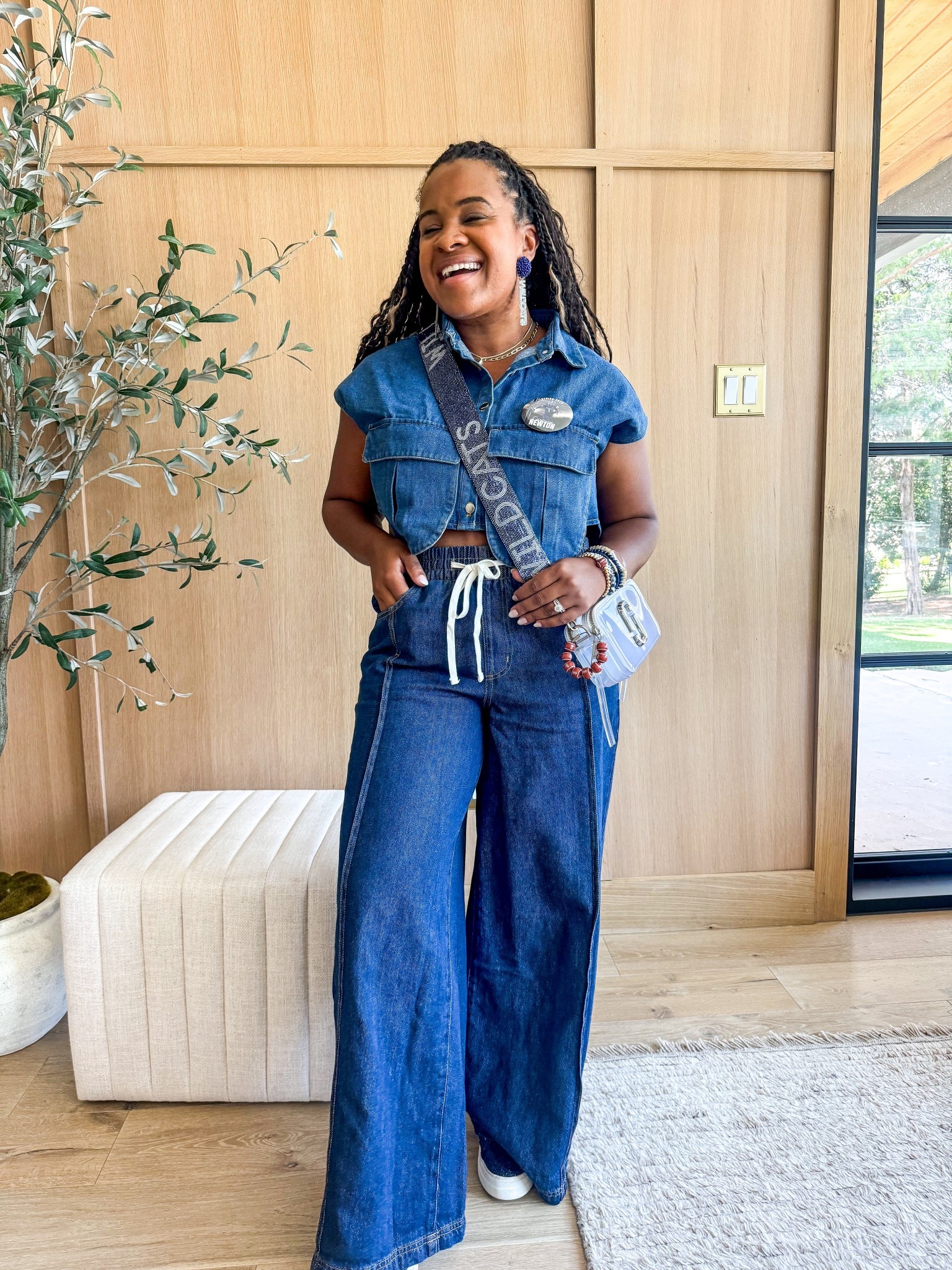 Game day ready! My pants are on sale for $19! Wearing a medium 🏈

#LTKSeasonal #LTKMidsize