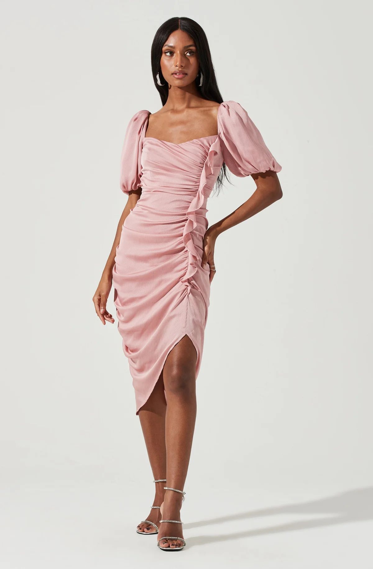 Emma Ruched Bubble Sleeve Midi Dress | ASTR The Label (US)