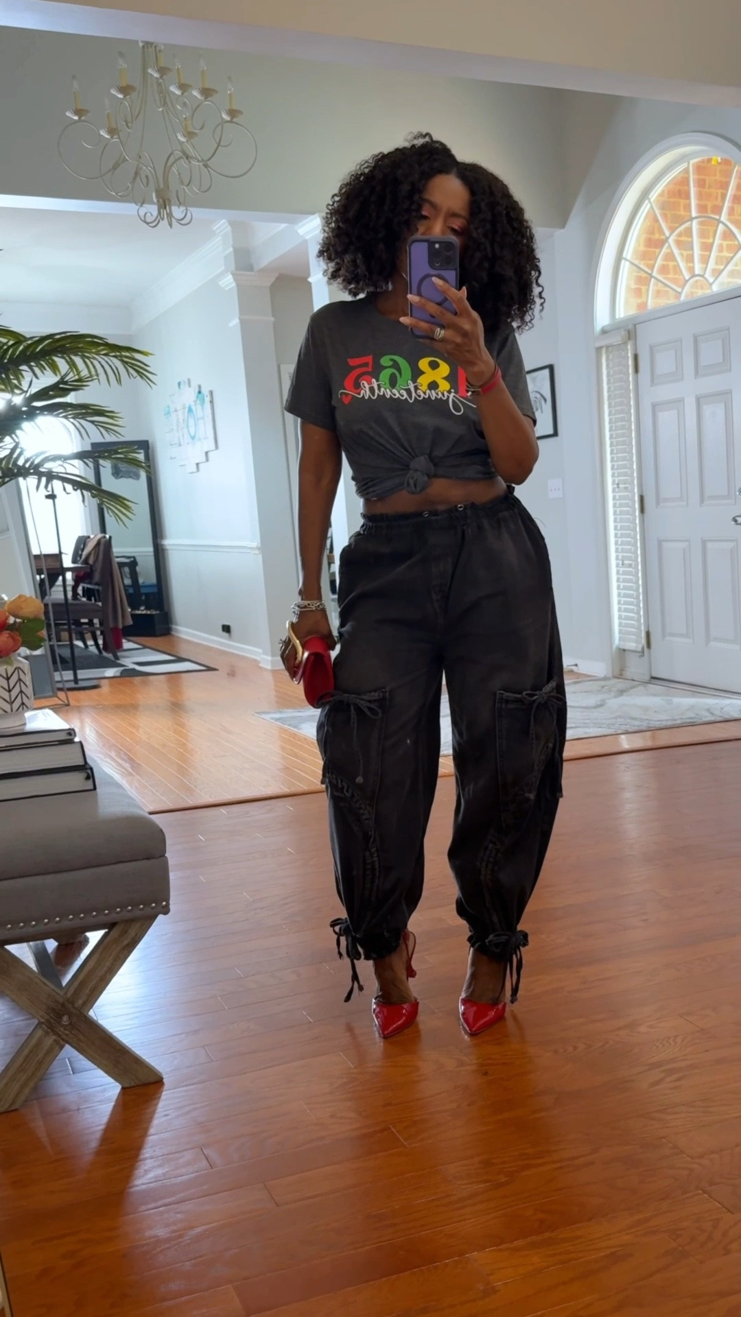 Cargo Jeans Styled 3 Ways 🖤

A good statement piece should WORK overtime in your closet. 

Add a graphic tee for an elevated casual vibe.  Bodysuit + heels + accessories for date nite.  Layer with a blazer for a grown woman business meeting.  Same jeans.  Different energy every time.  ✨

Which look are you wearing first:
1️⃣ Graphic Tee + red heels
2️⃣ Bodysuit + statement jewelry
3️⃣ Blazer moment

Everything is linked in my LTK!

#LTKStyle #LTKFinds #LTKCreator #CargoJeans #DenimStyle #BlackGirlStyle #FashionOver50 #StreetStyle #ElevatedCasual #RichAuntieStyle #AmazonFashion #DateNightStyle #WideLegJeans #StyleInspo #fyp

#LTKootd #LTKstorytime #LTKOver40