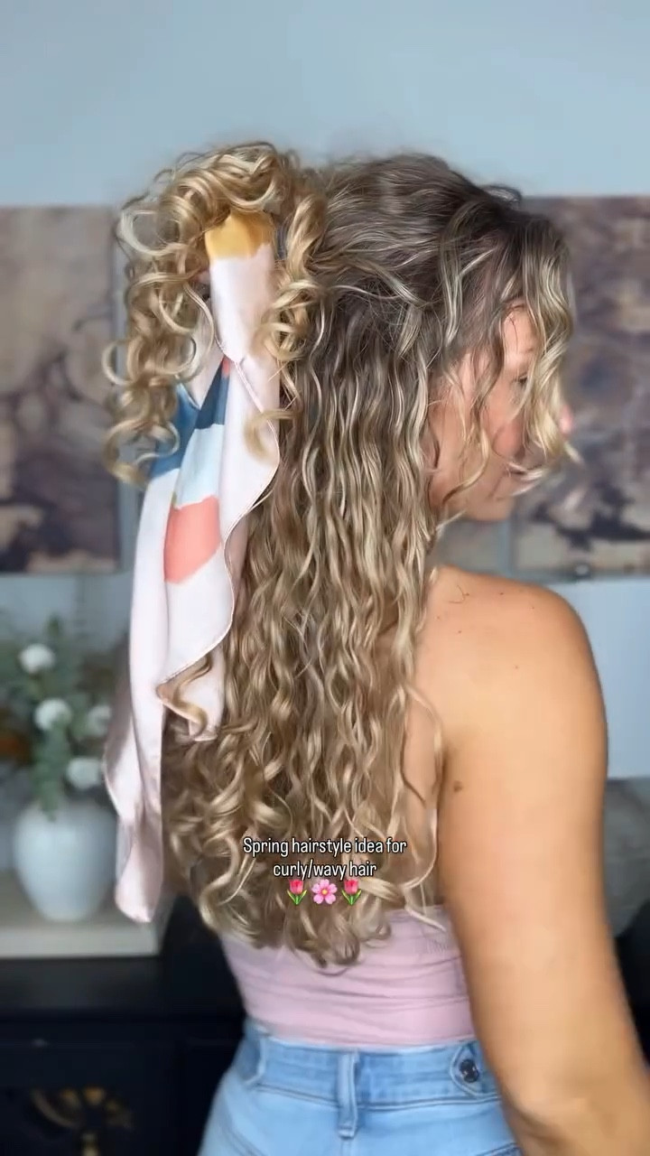 So ready for Spring styles | Save to try later!

#hairblogger #curls #curlyhair #curlyhairstyles #hairstylereels