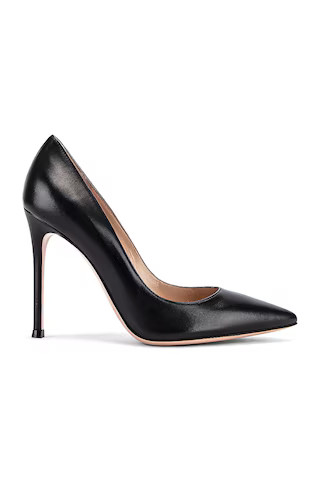 Gianvito Rossi Leather Pumps in Black | FWRD | FWRD 