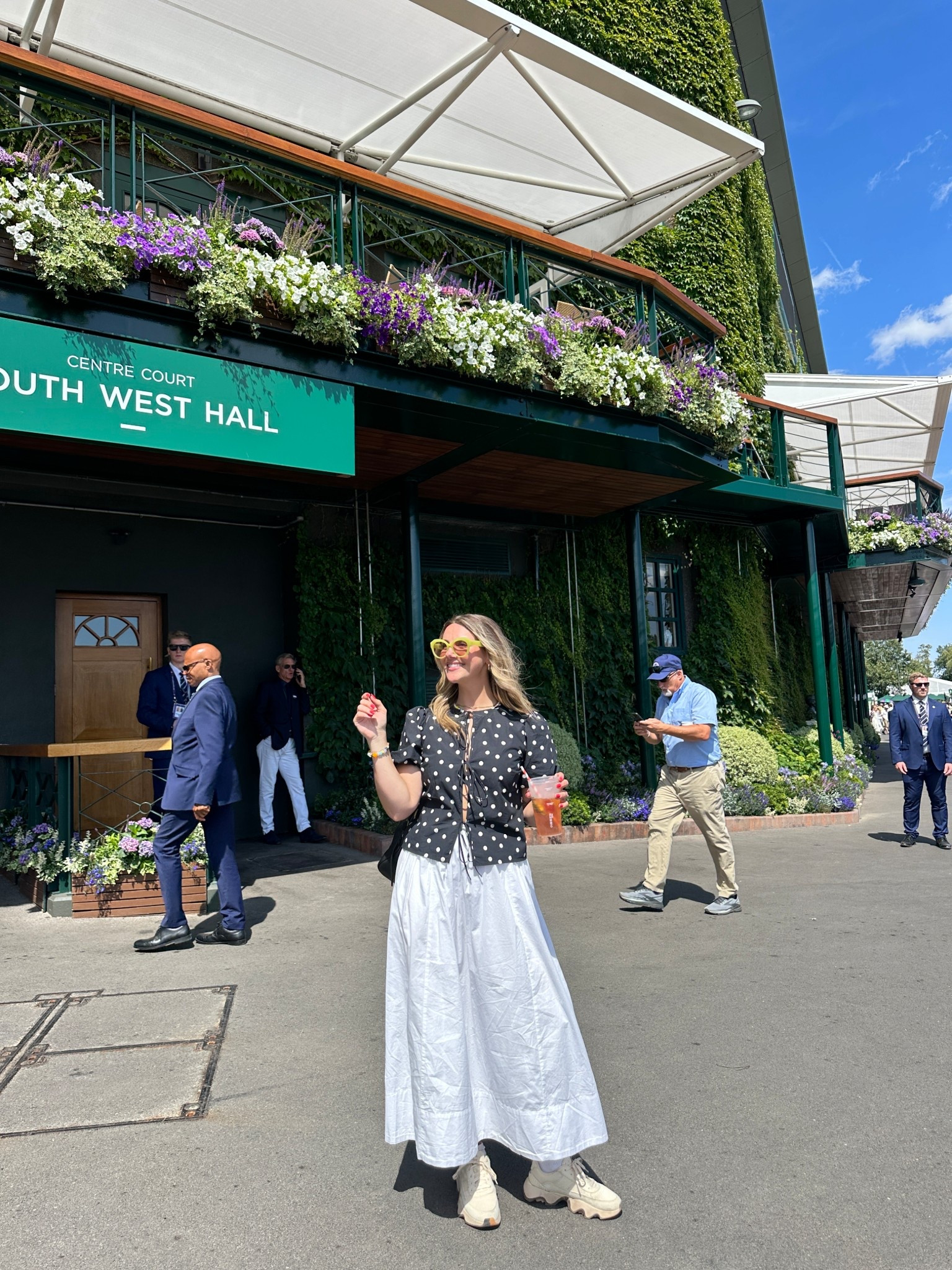 Wimbledon outfit 

Sizes:
Small in the top and skirt 
Wearing my usual 8 in the sneakers but I’d suggest sizing up a half size 
