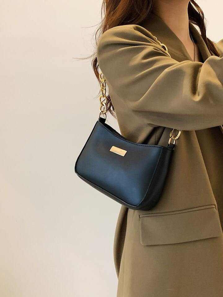 Metal Detail Chain Decor Baguette Bag | SHEIN