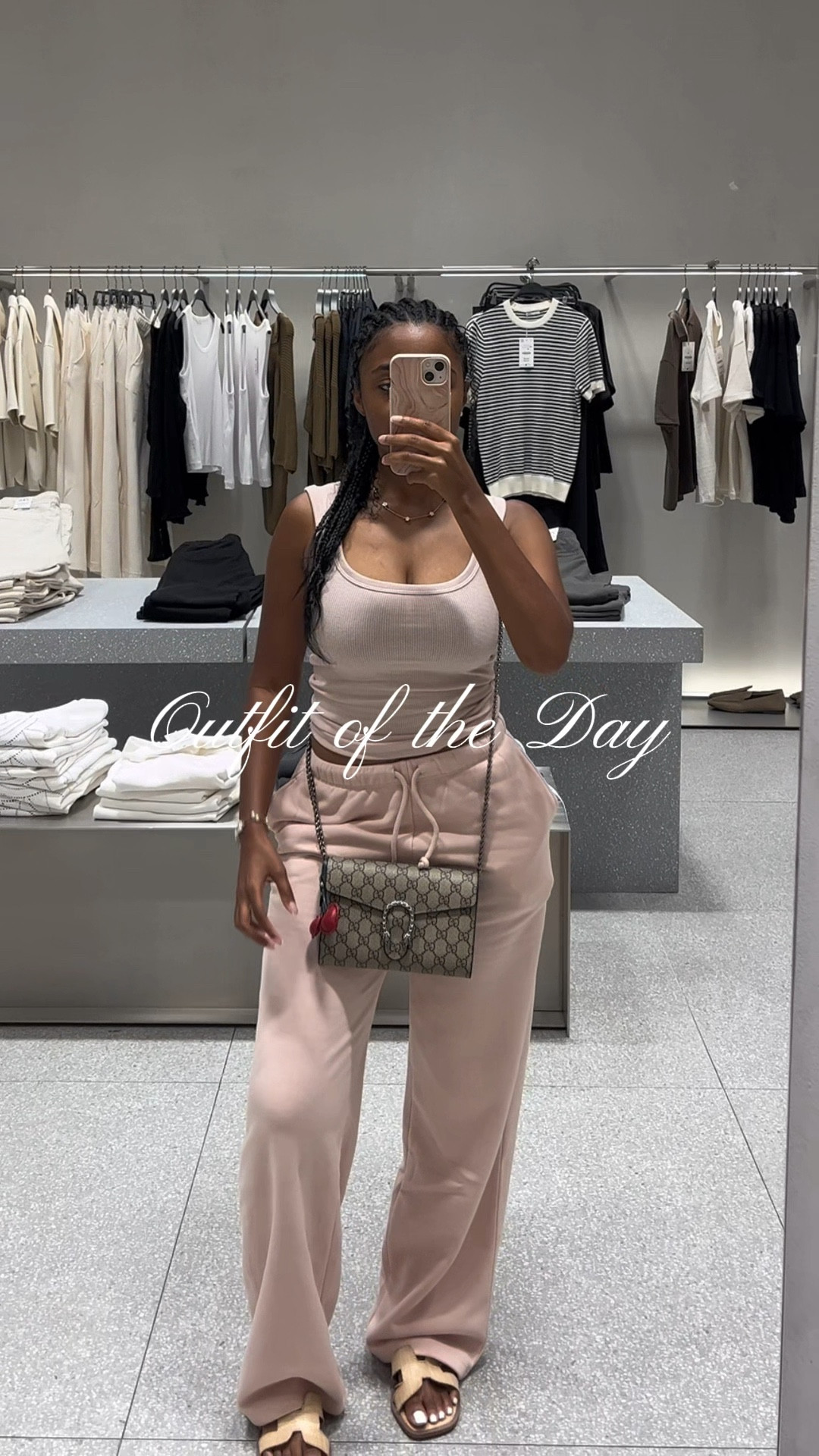 Outfit of the day + bag charm
*tank top sold out online but I added some alternative tops in the same color
#ootd #outfitoftheday #casualoutfit

#LTKFindsUnder50 #LTKPetite #LTKSaleAlert