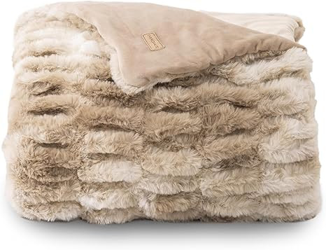 EVERGRACE Luxurious Soft Faux Rabbit Fur Throw Blanket, Cozy Fuzzy Plush Warm Throws for Couch Be... | Amazon (US)