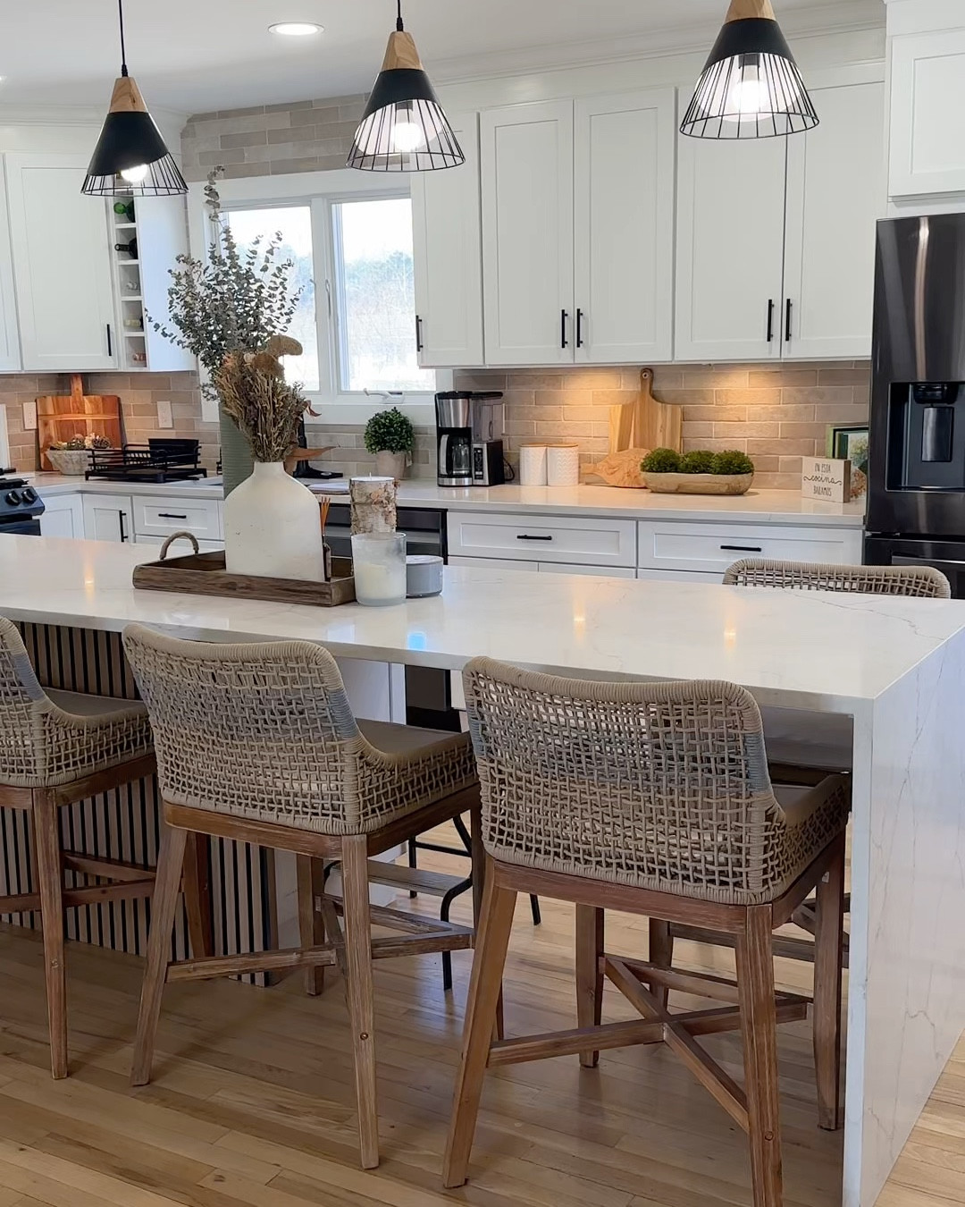 Gave my kitchen island a little accent ✨😍

#LTKFindsUnder100 #LTKFamily #LTKHome