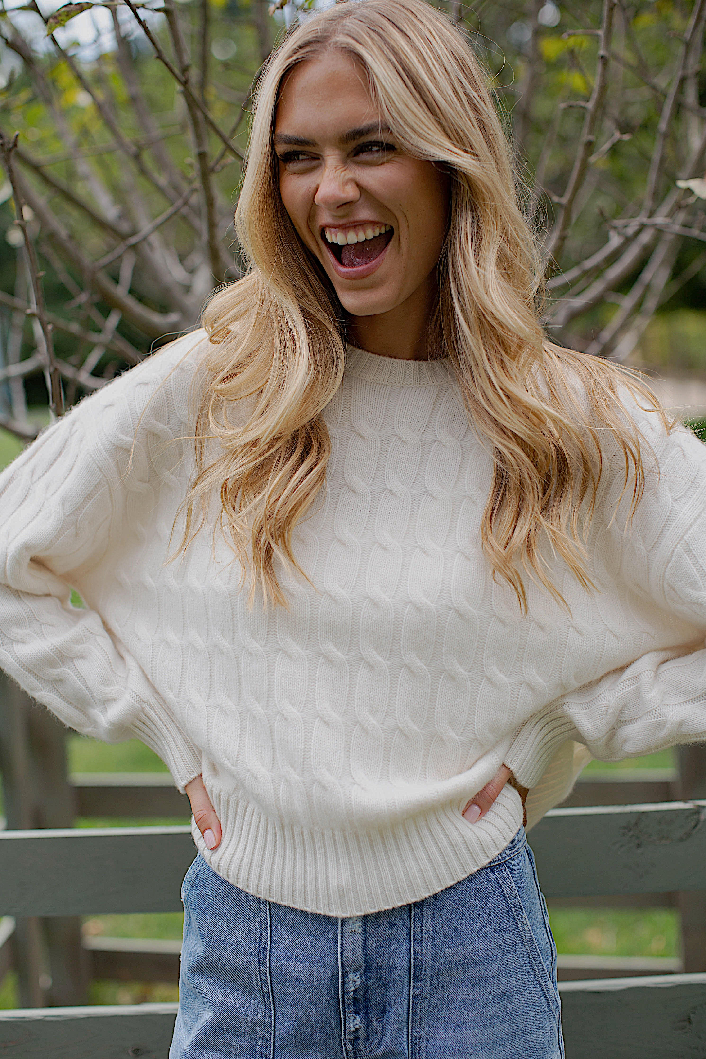 Slouchy Cable Knit Cashmere Sweater - Ivory | Marea