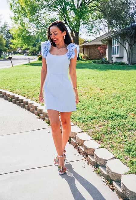 Ladies! Grab this flattering dress, the fabric is great. It’s from French Connection and currently on sale at Belk. Wearing a size 2. Great for Mother’s Day Brunch! Style over 40, day time dresses, tea dresses, brunch attire 

#LTKstyletip #LTKfindsunder50