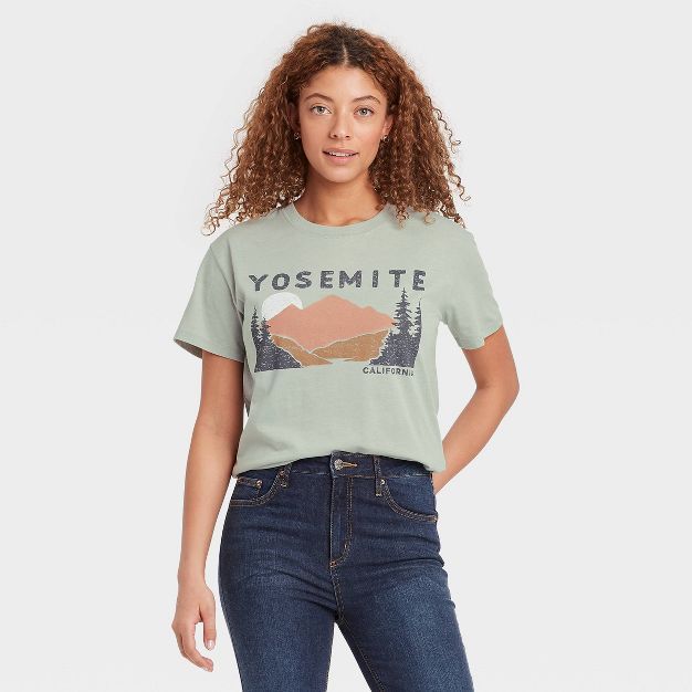 Women's Yosemite Short Sleeve Graphic T-Shirt - Green | Target