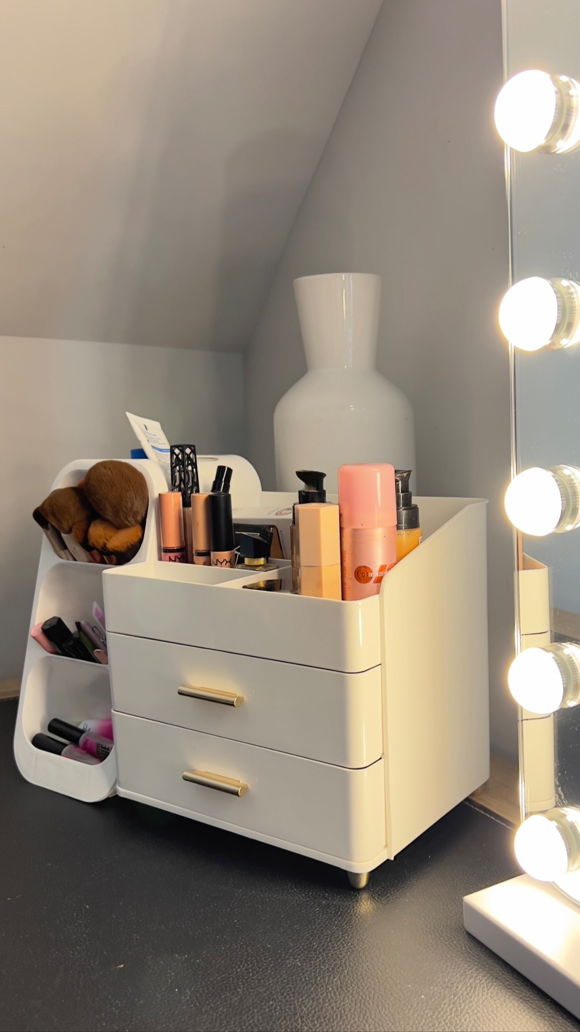 Love this new makeup organizer. I needed something that would fit everything all in one place and this does the job. 


#LTKBeauty #LTKSummerEdit #LTKHome