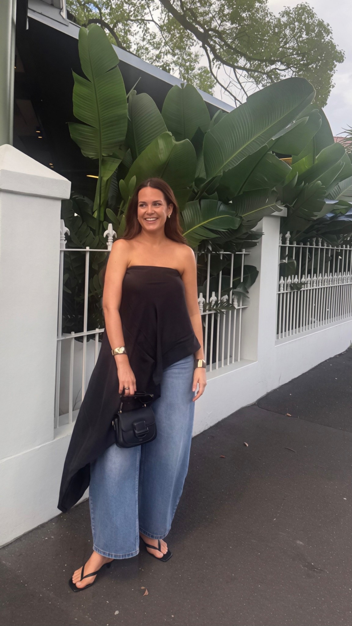 Jeans and a nice top 🖤 black strapless top and barrel leg jeans with gold accessories x 

#LTKspring #LTKaustralia #LTKjeans