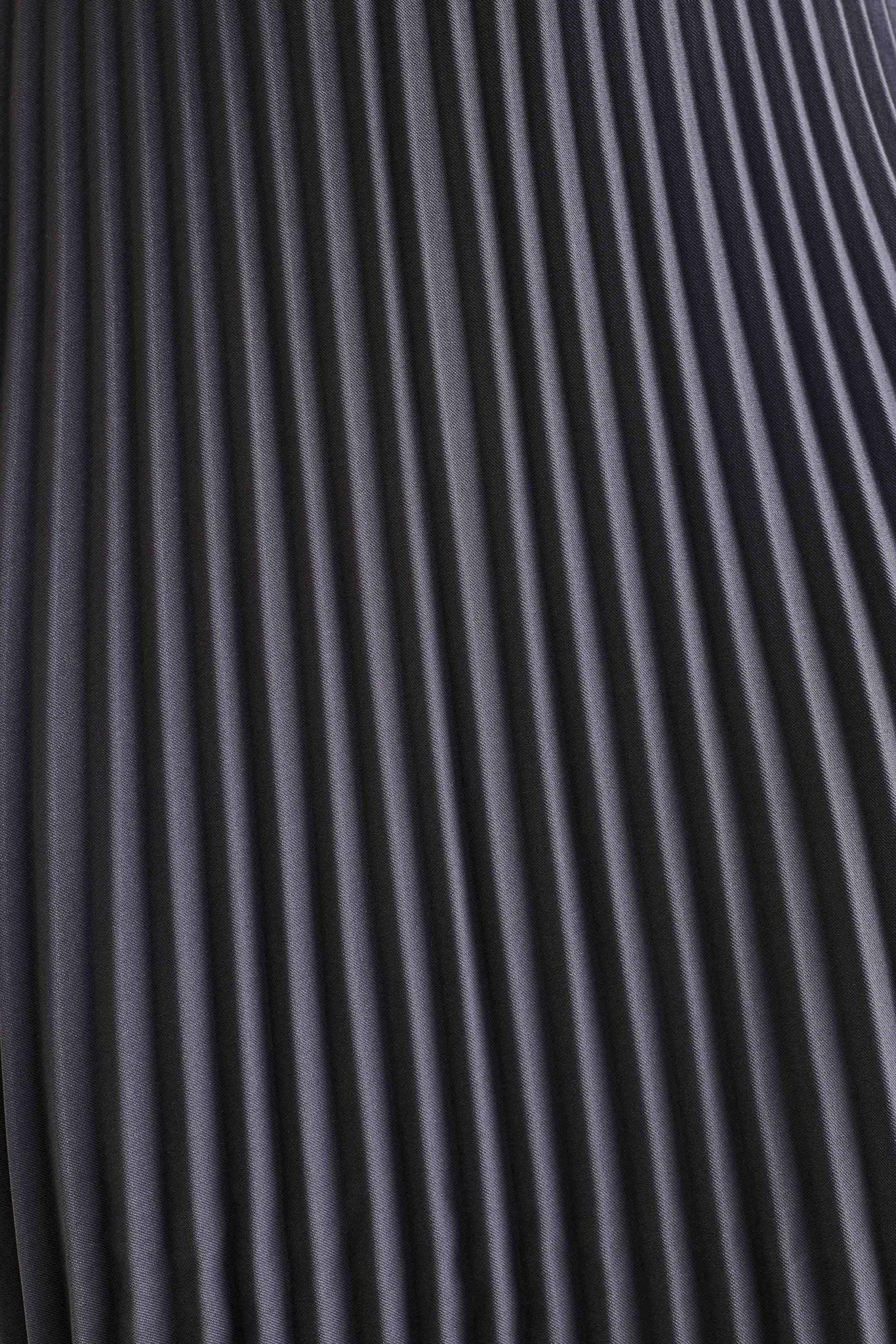 Pleated Suiting Maxi Skirt - Charcoal | MESHKI US