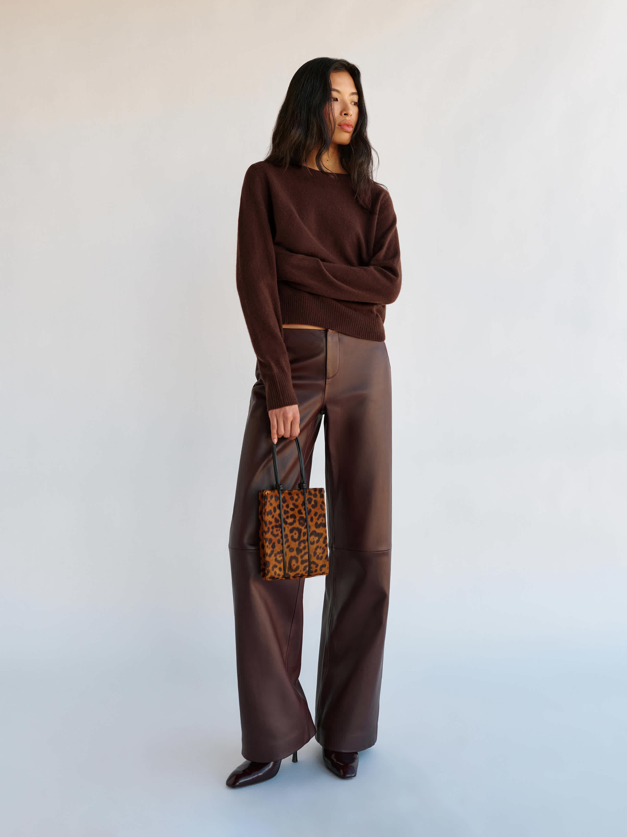 Reformation Nikki Cashmere Crew Sweater Brown Small | Reformation (Global)