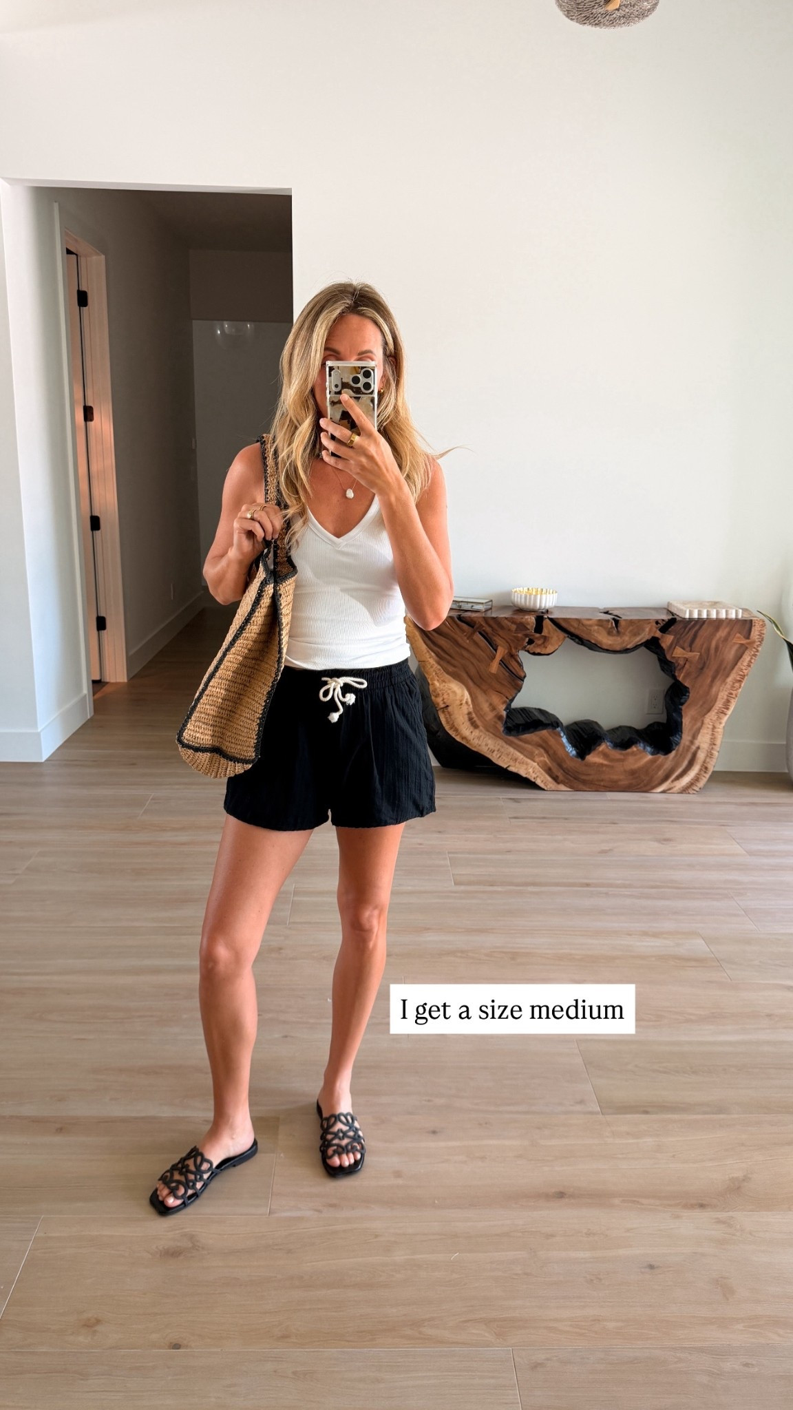 Size medium shorts 

#LTKdayinmylife #LTKSaleAlert #LTKootd