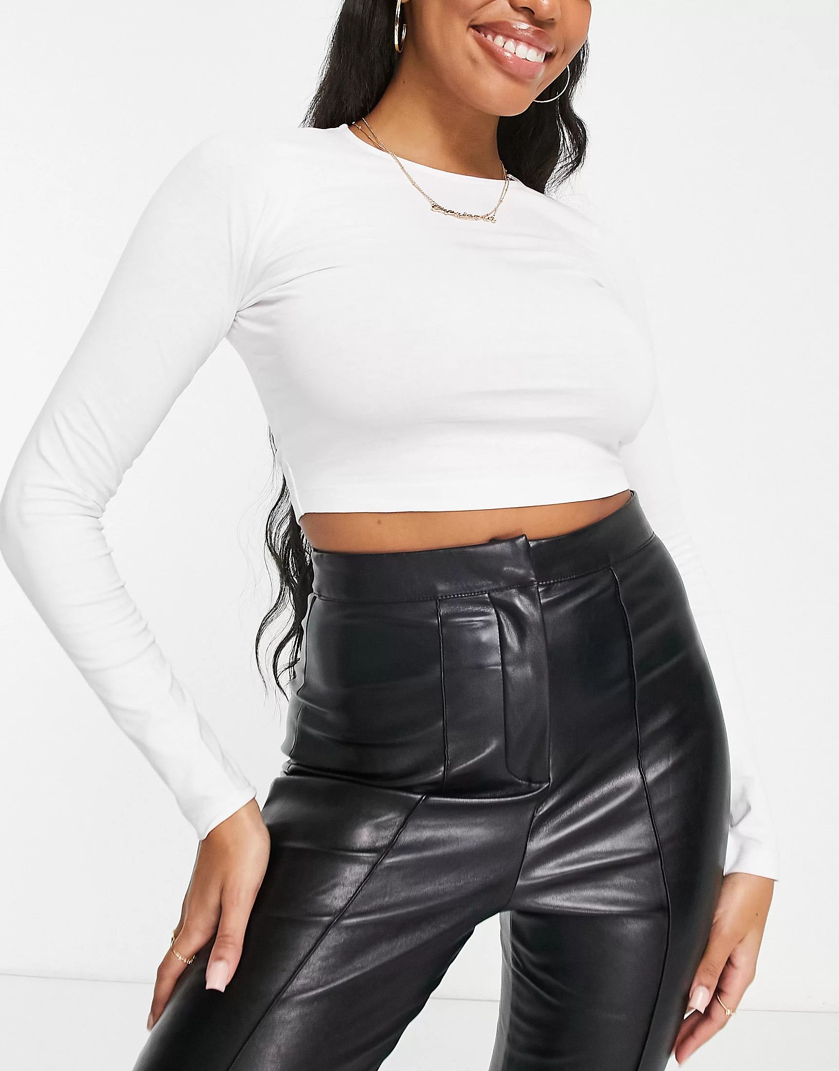 ASOS DESIGN Hourglass fitted crop t-shirt with long sleeve in white | ASOS (Global)